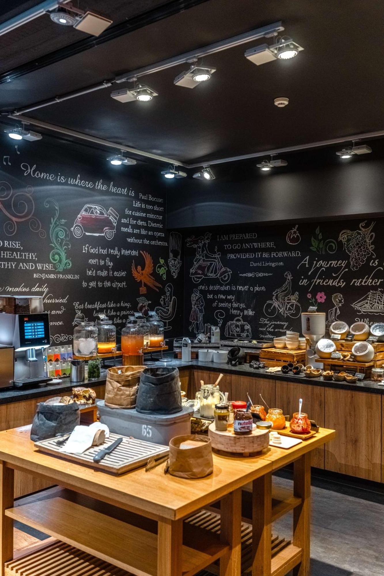 Pentahotel Liege Luaran gambar