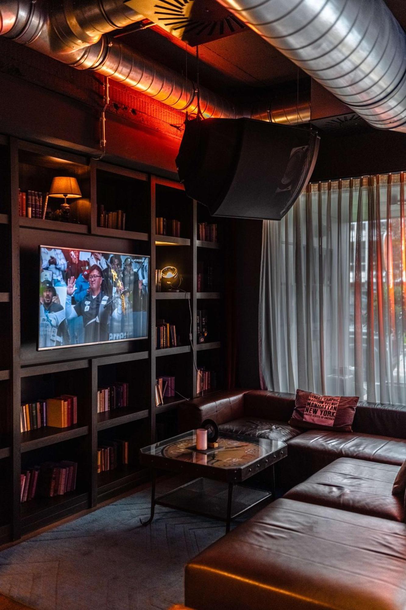 Pentahotel Liege Luaran gambar